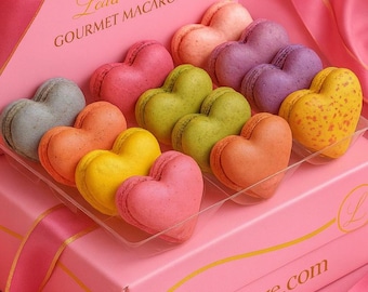 18 Heart‑Shaped Macarons — Multi‑Color Assortment