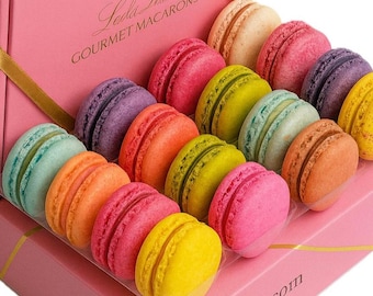 LeilaLove Mademoiselle Paris 15 Gourmet Macarons