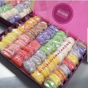 LeilaLove Macarons Amour 21 gourmet Macarons Box may vary in style image 3