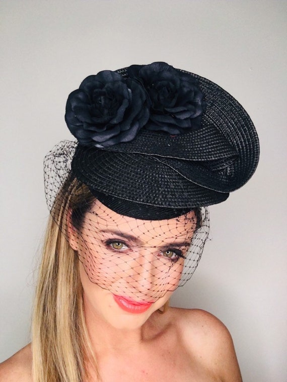 black ladies hats races