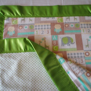 Flannel Receiving Blanket, Green Satin Binding, Receiving Blanket, Playtime Blanket, Tummy Time blanket, Flannel, Silky Satin Binding