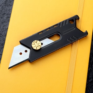 TIMAZE: Titanium Knife