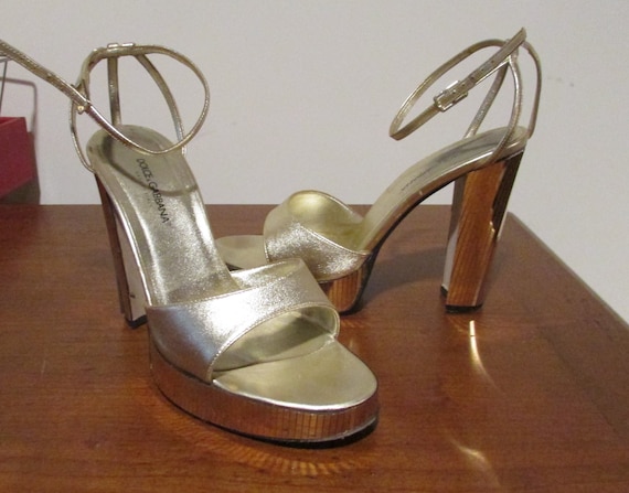 dolce and gabbana gold heels
