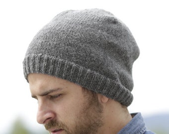 Men’s knitted brown alpaca hat in stockinette st with rib.Knit winter hat.Ready to ship.
