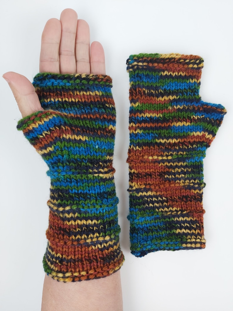 Guantes sin dedos de lana Manoplas Calentadores de brazos largos Calentadores de muñeca para mujeres Guantes multicolores Guantes de punto Guantes hechos a mano Listos para enviar imagen 2