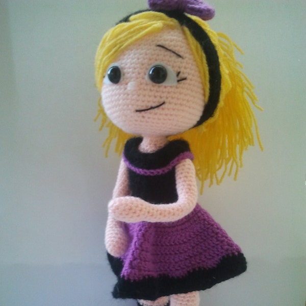 Poupée au crochet, poupée blonde au crochet, poupée d'art, cadeau de poupées d'art pour les filles, poupée Amigurumi, peluche, poupée câline, poupée faite main, cadeau