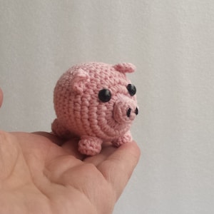 Crochet Pig, Small Pink Pig, Farm Animal, Tiny Amigurumi Piggy, Baby shower gift, Pig toy, Nursery Decor, Gifts for Kids, Cute Piggy