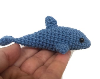 Delfín de peluche a crochet: pequeño animal marino amigurumi