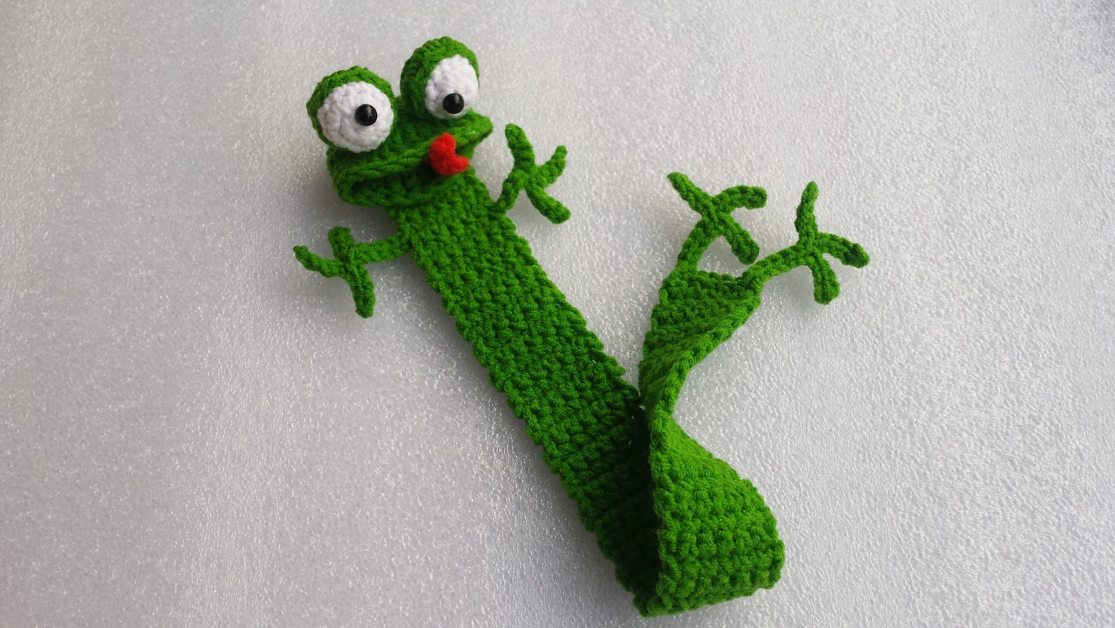 Frog Bookmark Crochet frog bookmark Crochet bookmarks Green Etsy