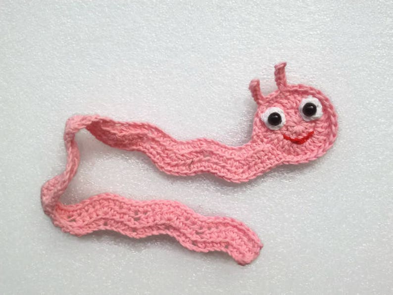 Crochet bookmark, Bookmark bookworm, Pink bookmark, Funny bookmark, Handmade cute Bookmark, Gift for book lovers, Book lover gift, Bookwarm image 7