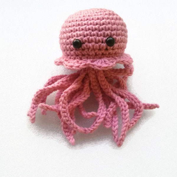 Jellyfish, Crochet jellyfish, Nursery decor, baby shower gift,  jellyfish stuffed toy, fish decoration, jellyfish plush, sea creature