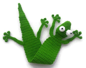 Crochet Lizard Bookmark: Handmade Gecko Page Marker