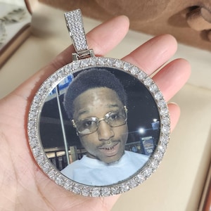 Oversized 2.68inch Custom Circle Photo Necklace,Personalized Picture Pendants,Engrave Memory Jewelry,Iced Out Necklce,Gifts for Him