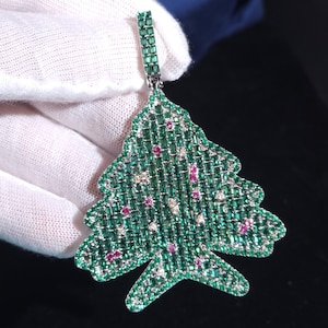 Colgante de árbol con diamantes de circonita cúbica verde helado: collar de plata estilo hip hop, regalos de Navidad, joyas de cumpleaños