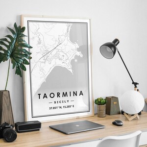 TAORMINA SICILY ITALY Karte minimale skandinavische nordische Hauptdekoration, Wohnzimmer, Schlafzimmer, Küche Kunstwerk drucken