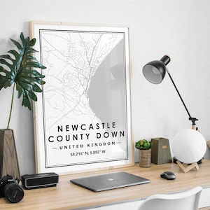 Newcastle County Down UK Karte minimalistische skandinavische Wohndekoration, Wohnzimmer, Schlafzimmer, Küche als Kunstdruck