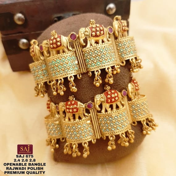 Gold kundan kada designs deals