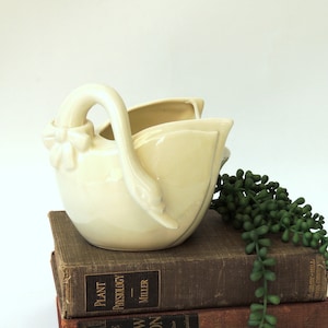 Vintage Ceramic Swan Planter, bisque jardiniere, made in Taiwan, bird