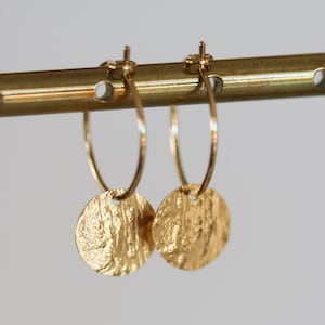 Créoles boucles d'oreilles Dana dorées à l'or fin 24 carats