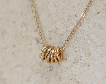 Delicate simple gold collar necklace circles pendant Laura  - dainty jewels