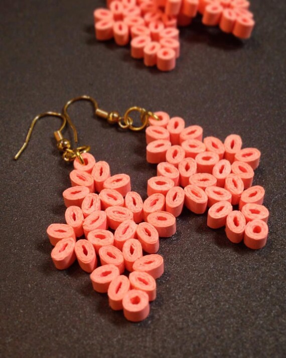 Items similar to Quilling Earring on Etsy