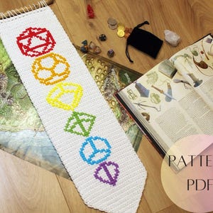 Crochet Pattern | D&D Dice Crochet Tapestry Wall Hanging Decor