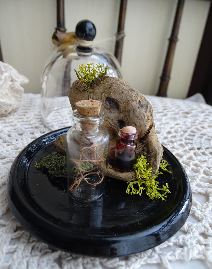 Dôme en Verre, Contenant Une Des Recettes d'amour Gardée Secrète