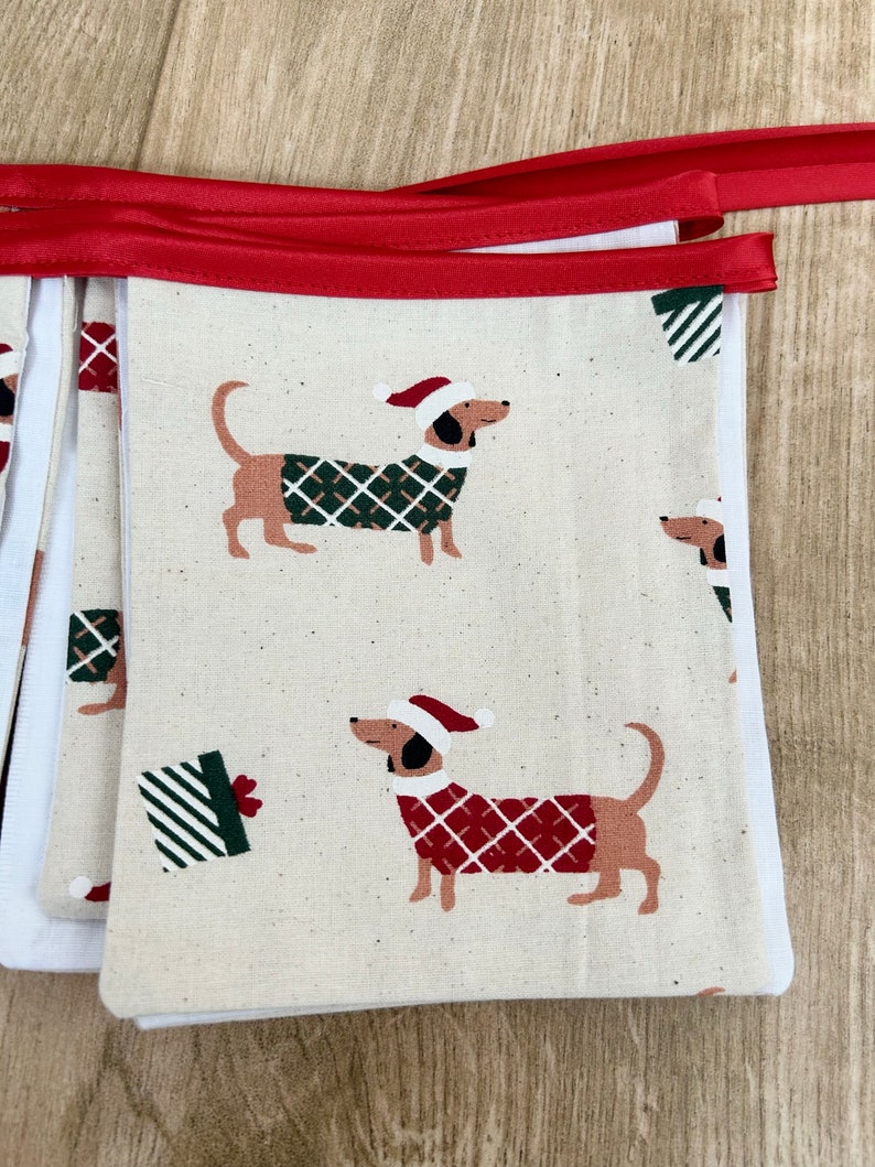 Dachshund Christmas bunting. Sausage dog daxie puppy modern Christmas décor image 2