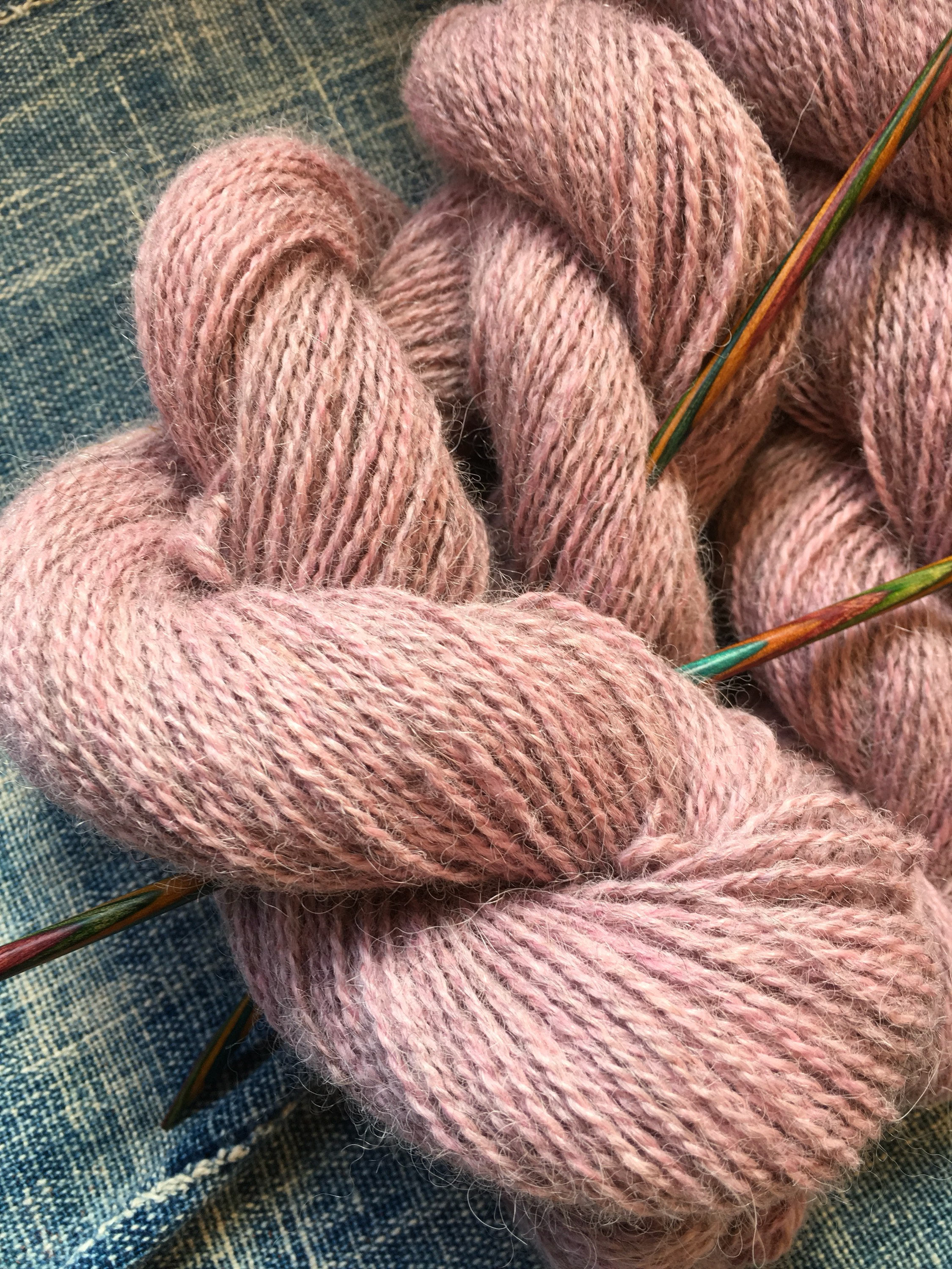 4ply Alpaca yarn natural pink, hand dyed using cochineal