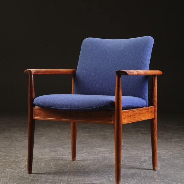 Finn Juhl Rosewood Armchair 209 Diplomat