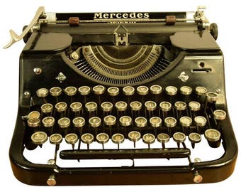 Mercedes Selecta Typewriter