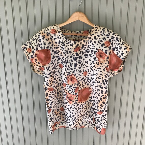 VTG 80s gold button up long sleeve button up shirt leopard Maggy London 14 silk safari animal print