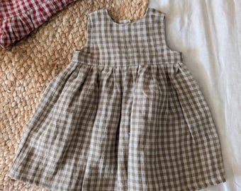 Mädchen Grünes Vichy Karo Leinen Kleid. Grössen 0-6 Jahre.