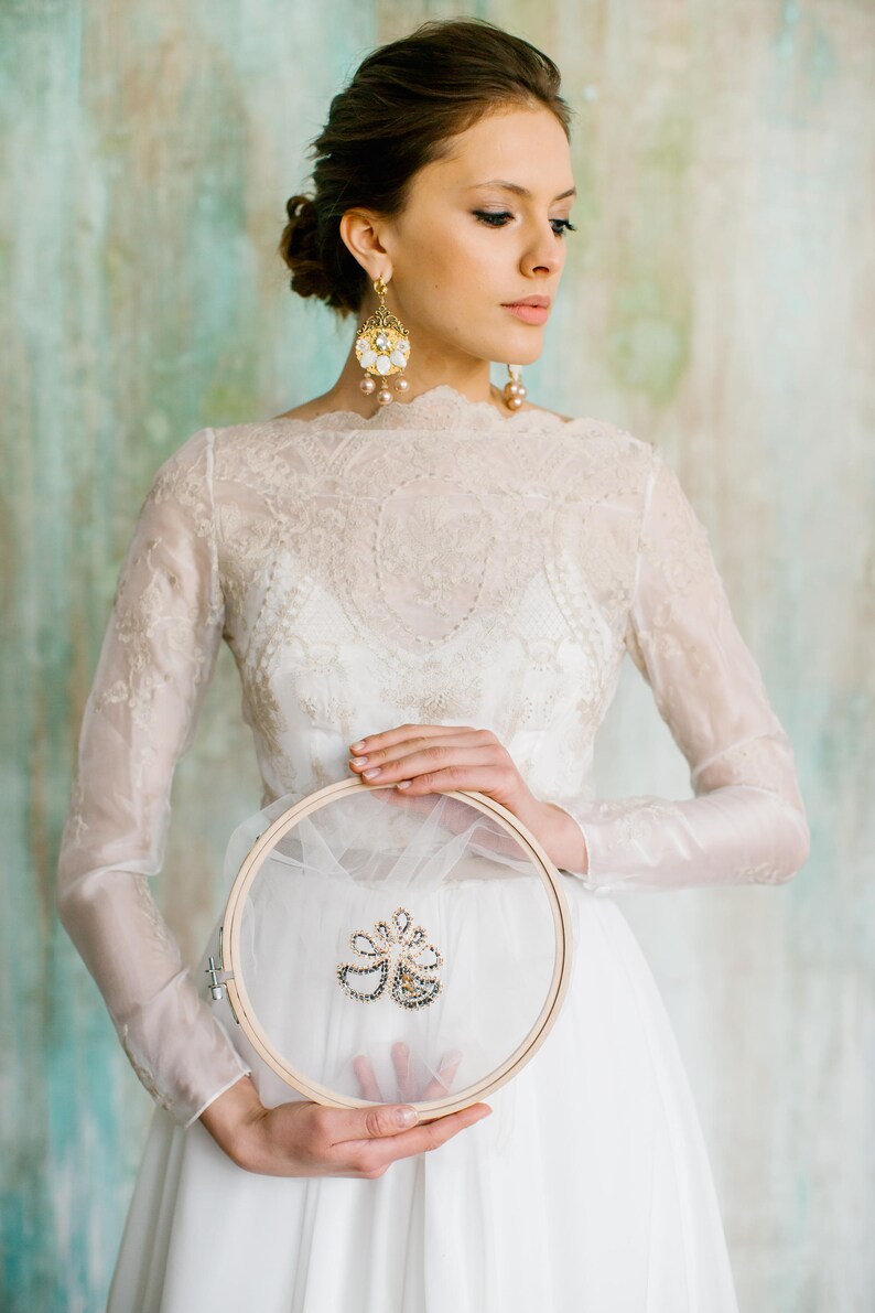 Vintage Wedding Dresses with High Neck Lace