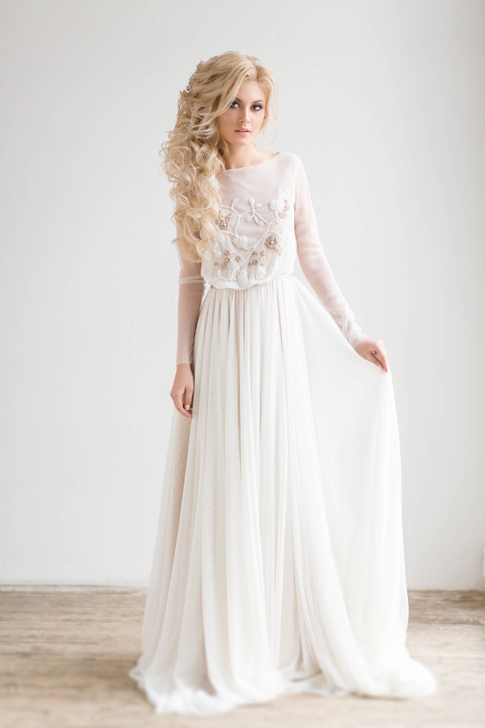 Long sleeve wedding dress 'TERRI' / Modest wedding Etsy