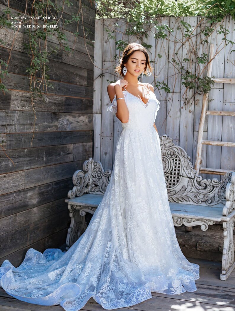 Beautiful Dress with Sleeves