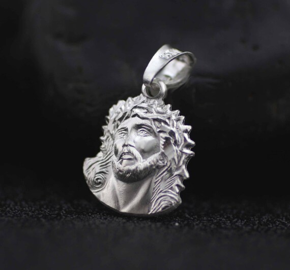 Jesus face pendant silver deals