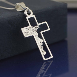Silver Cross Necklace, Sterling Silver Small Cross Necklace, Sterling Silver Cross pendant with Divine Face of Jesus, Silver crucifix cross