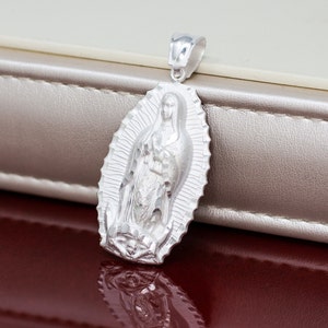 Medalla de Nuestra Señora de Guadalupe en Plata de Ley, Imágenes de la Virgen de Guadalupe, Collar de la Virgen María en Plata de Ley, Collar Guadalupana