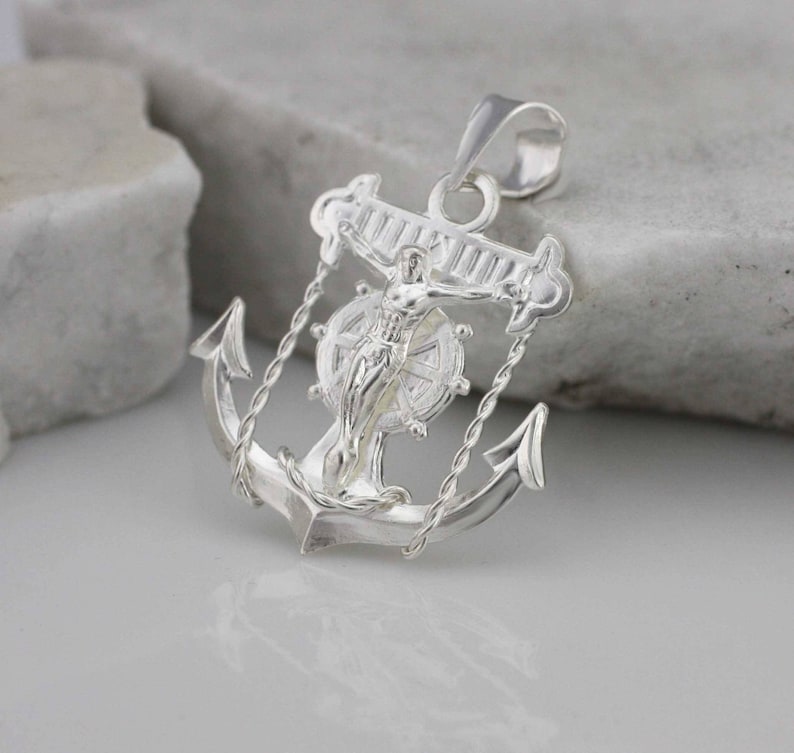 Silver Jesus Christ Anchor Necklace Jesus Christ Necklace Etsy