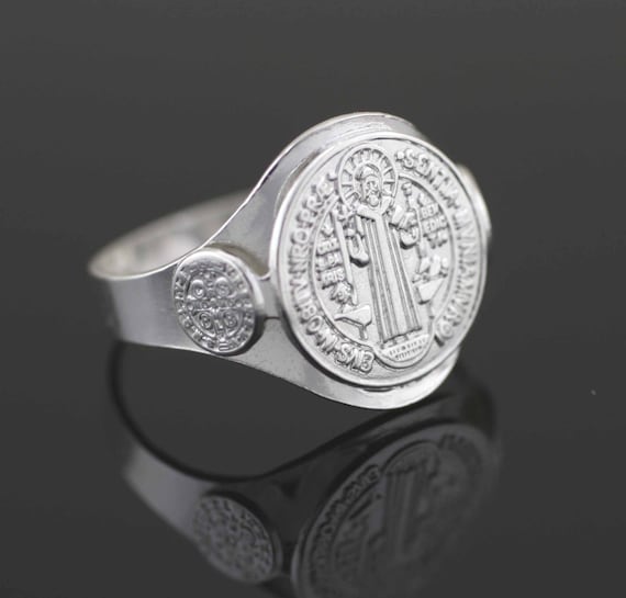 Anillo de San Benito Anillo de San Benito de Plata de Ley Plata