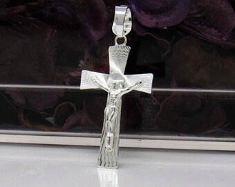 Silver Cross Necklace, Diamond Cut Cross Necklace, Crucifix Cross Pendant, Silver Crucifix Necklace, Christian Cross