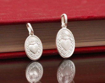 Sacred Heart of Jesus Medal, Sacred Heart Necklace, Sterling Silver dainty Sacred Heart Necklace, 925 Silver Sacred Heart of Jesus Medal,