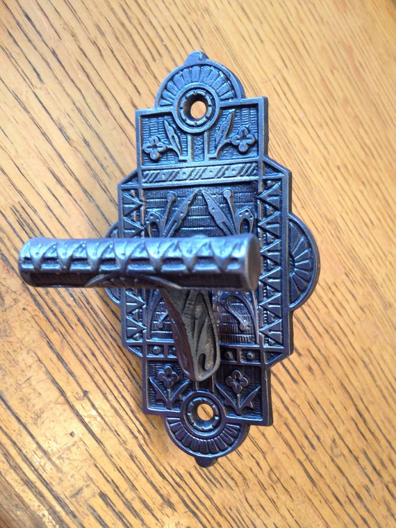 Appareil Ancien Fabrication Quincaillerie