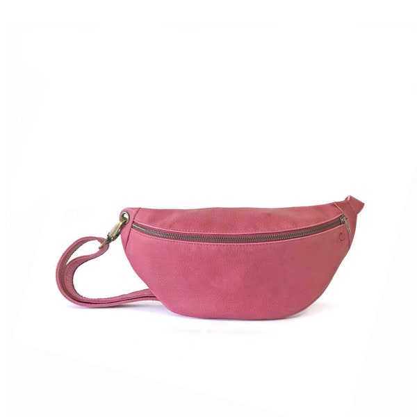 Dark pink leather fanny pack, women's leather fanny pack, leather shoulder bag, minimalist hip bag, pink travel bag, artisan fanny pack