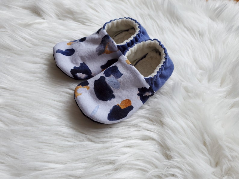 Toddler Size 9 Soft Soled Indoor Shoes Leopard Slippers
