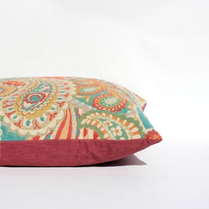 Contemporary Paisley -- Decorative Pillow Cover image 3