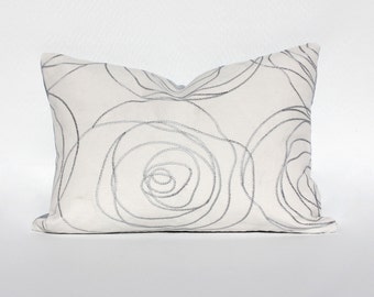 EILEEN K. BOYD -- Decorative Pillow Cover