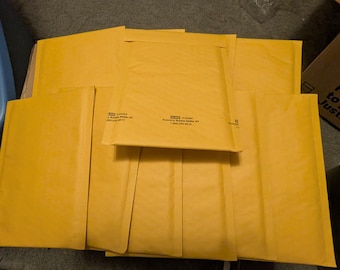 Pack of 12 Bubble Mailers 6 x 9 Inch