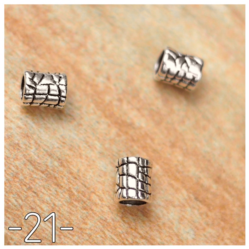 Beads SILVER -21- CROCO